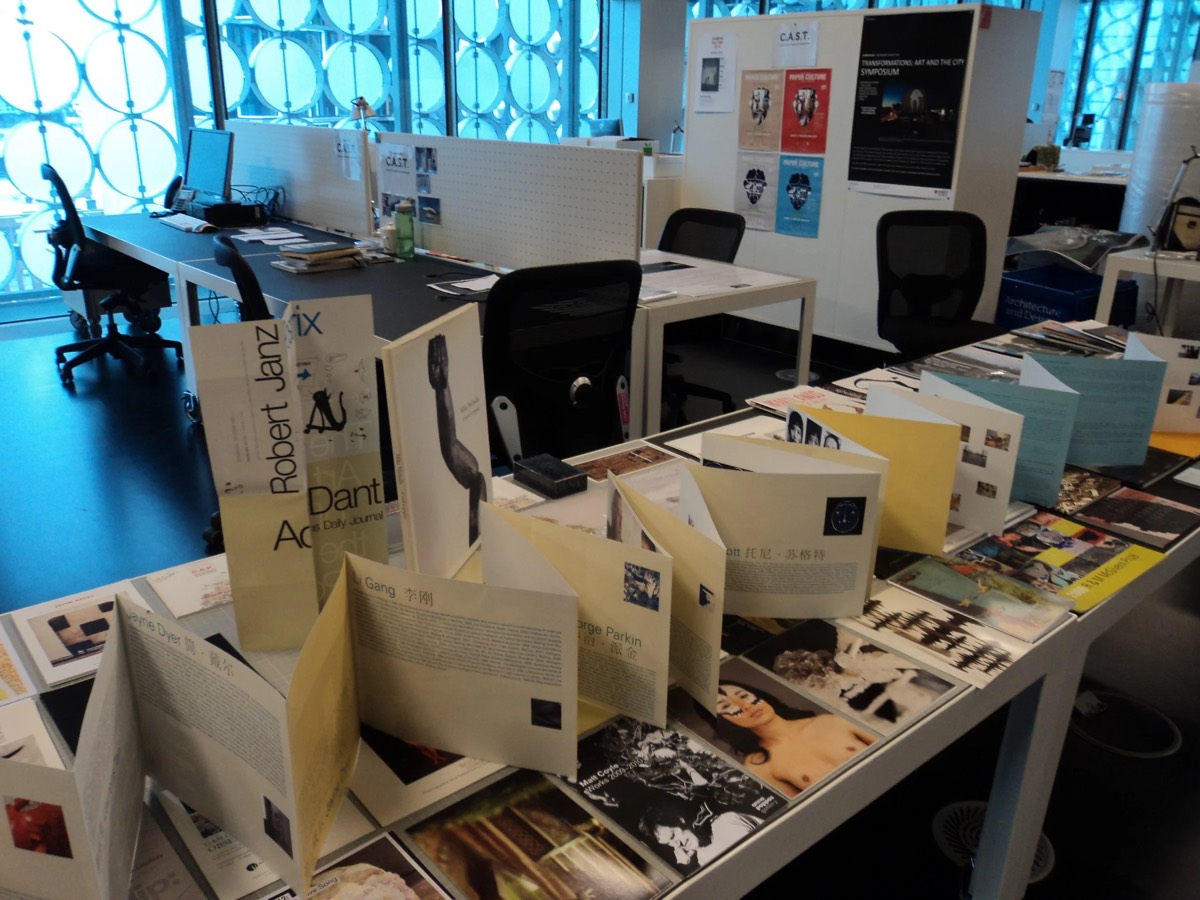 Artist catalogues from the Damian Smith Archive, including Robert Janz, Li Gang and Jayne Dyer
