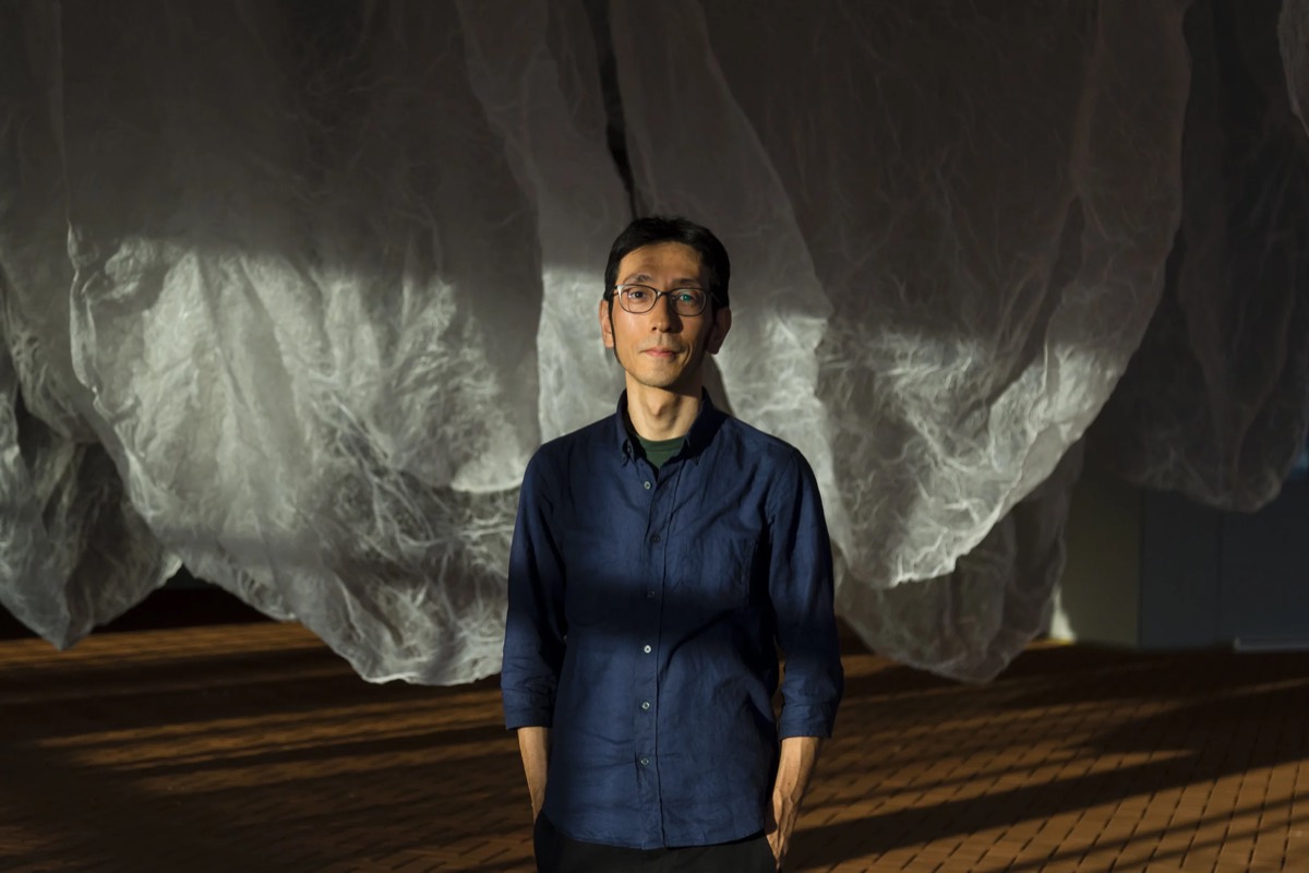 Artist Yasuaki Onishi, Art At The Heart residency, East Pilbara, Western Australia, 2017. Photograph by Chloe Bartram